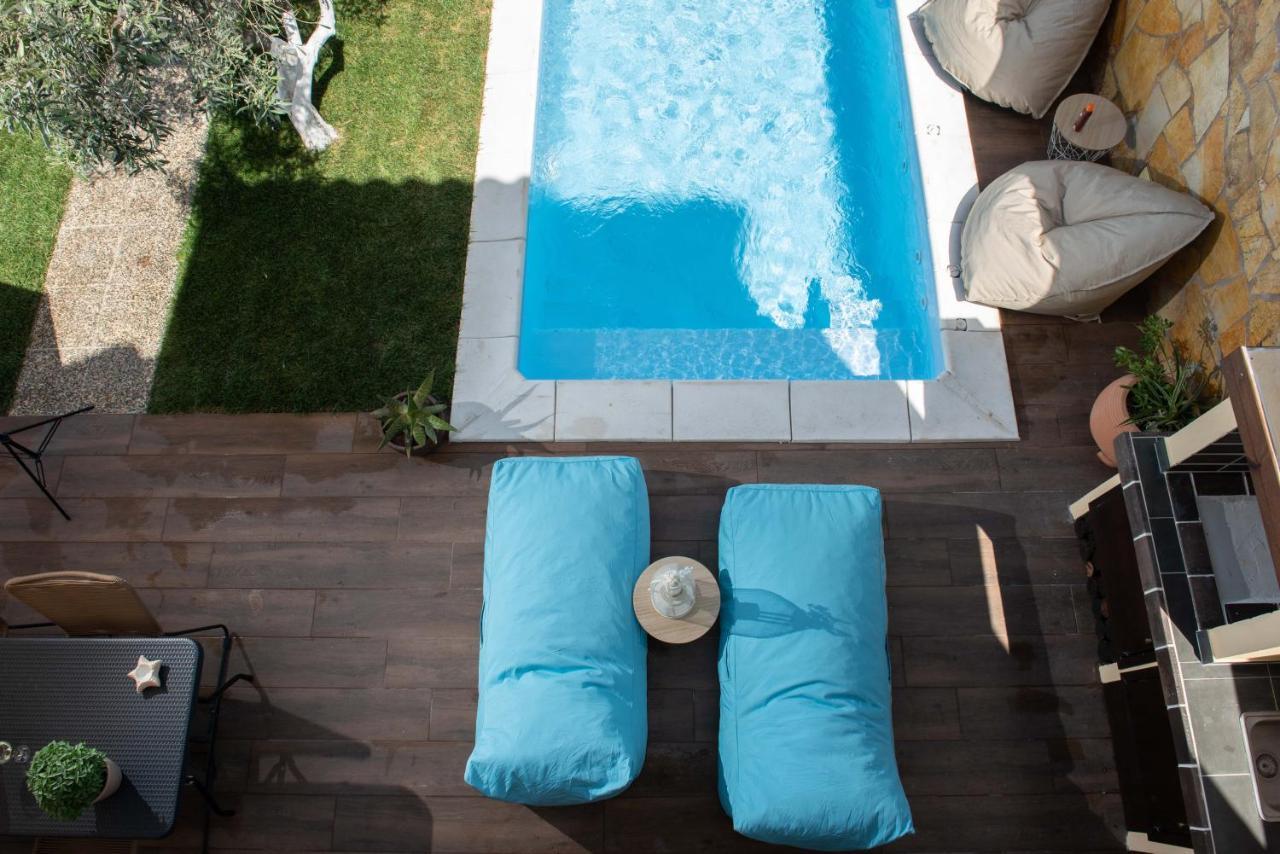 Dandy Villas Nea Roda - Melodic Waves - Private - Pool - Parking - Cellar Kültér fotó