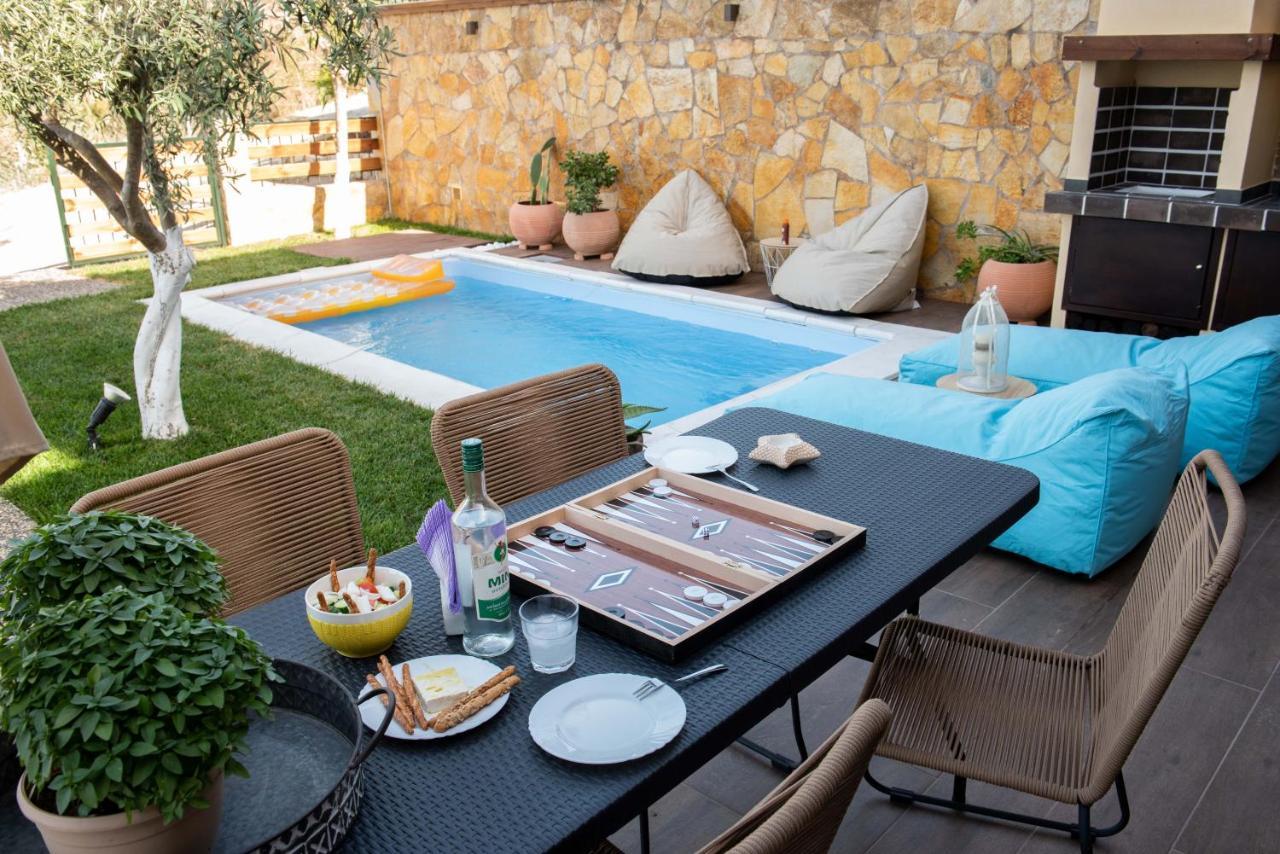 Dandy Villas Nea Roda - Melodic Waves - Private - Pool - Parking - Cellar Kültér fotó